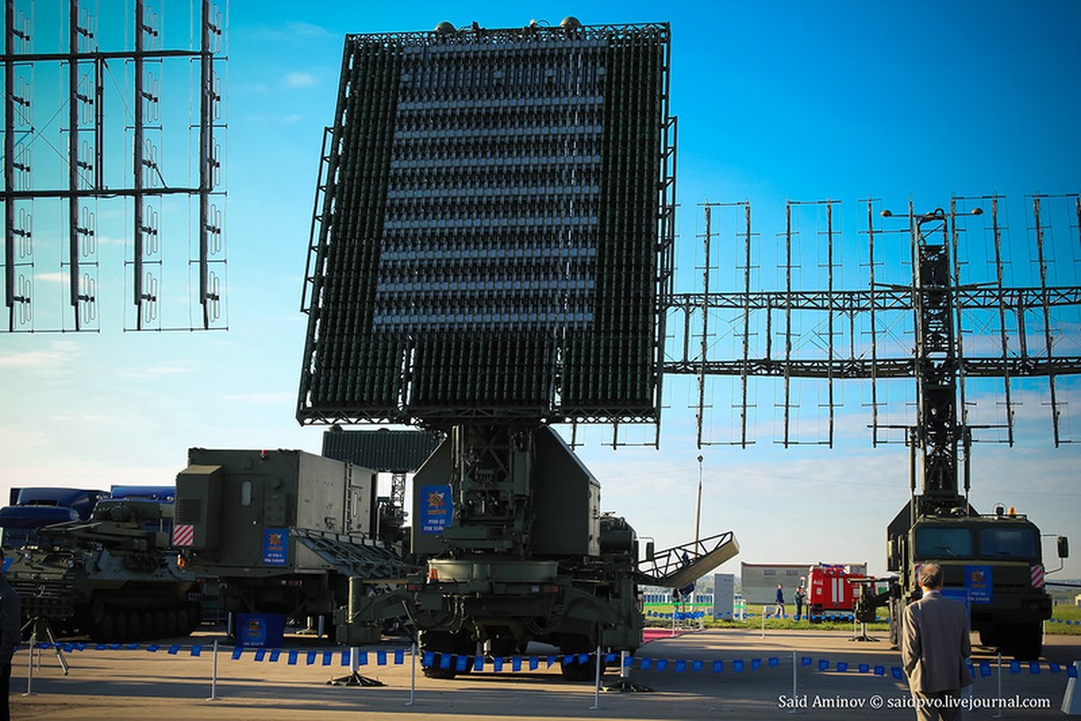 Lo mat radar bat may bay tang hinh dang bao ve Moscow-Hinh-10